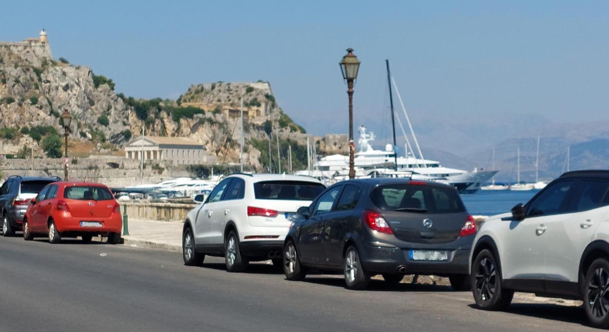 Aay- Best Corfu Town & Sea Apart 2Bedroom Renovated + Lift / Comfy&Design+Wifi Eksteriør bilde